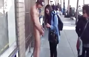 XXX او اسپرم را به سمت تجمل می برد. احلى سكسي كويتي