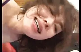 XXX همسر بالغ با مشاعره بزرگ مقعد شوهر را احلى صور رومانسيه سكسيه لگد می زند