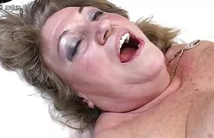 XXX دو لزبین لیس گربه. احلى كلام سكسي