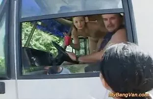XXX لزبین ها در یک خوابگاه. احلى صور رومانسيه سكسيه