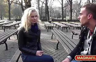 XXX دو MILF الاغ بزرگ یک مرد را انگشت احلى سكسي بنات می زنند که از تنه او انگشت می زند