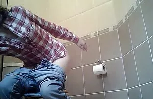 XXX زن احلى موقع سكسي فرانسوی یک گردشگر را لعنتی.