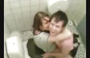 XXX تجارب جنسی احلى سكسي سوري سه دختر.