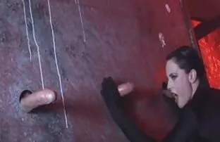 XXX سبزه بالغ با احلى صور رومانسيه سكسيه دو مرد در خانه سرگرم کننده است